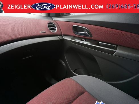 Used 2013 Chevrolet Cruze LT w/ RS Package FWD image 27