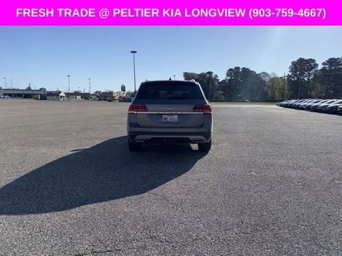 Used 2019 Volkswagen Atlas SE w/ Towing Package image 6