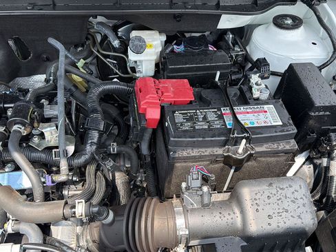 Used 2024 Nissan Kicks S FWD image 33