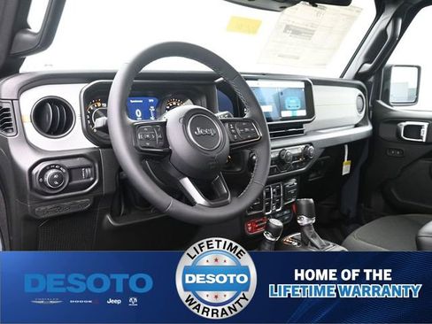 New 2026 Jeep Gladiator Willys image 19