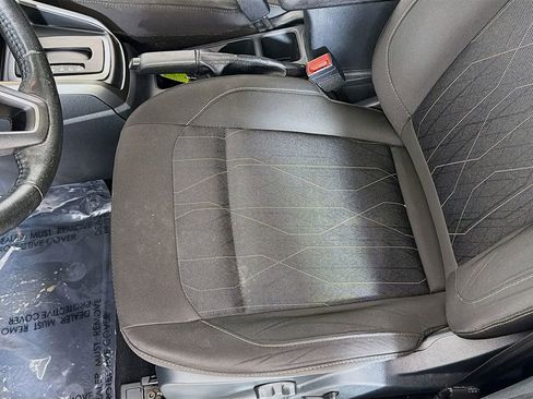 Used 2018 Ford EcoSport SE image 21