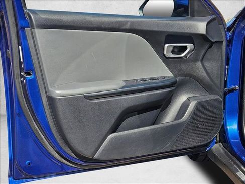 Used 2025 Kia K4 FWD image 10