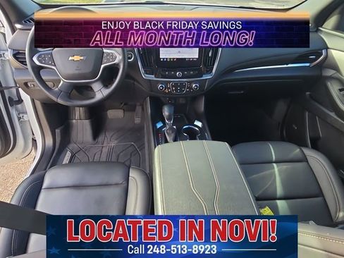 Used 2023 Chevrolet Traverse LT w/ LT Premium Package image 13