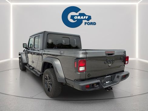 Used 2021 Jeep Gladiator Sport AWD/4WD image 10