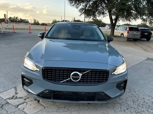 Certified 2024 Volvo S60 B5 Core FWD image 2