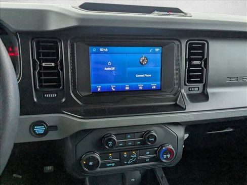 Used 2022 Ford Bronco 2-Door image 9