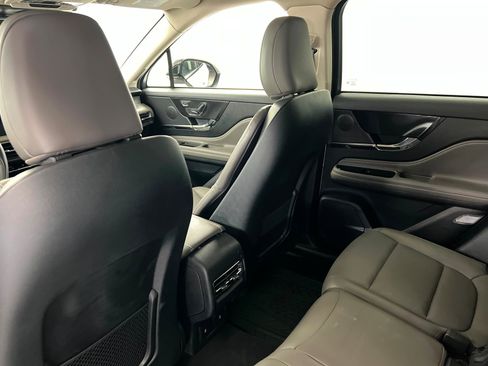 Used 2024 Lincoln Corsair AWD w/ Equipment Group 101A image 20