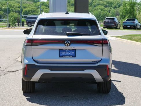 Certified 2025 Volkswagen Tiguan SE AWD/4WD image 6