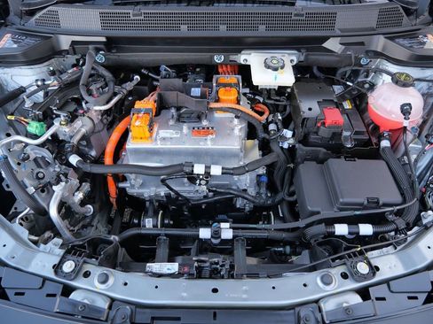 New 2026 Chevrolet Equinox EV LT image 12