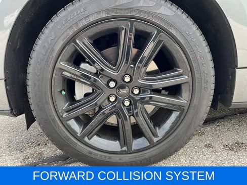 Certified 2024 Ford Edge ST-Line image 14