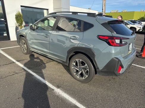 Used 2024 Subaru Crosstrek 2.0i Premium image 4
