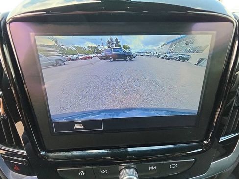Certified 2023 Chevrolet Traverse LT AWD/4WD image 16