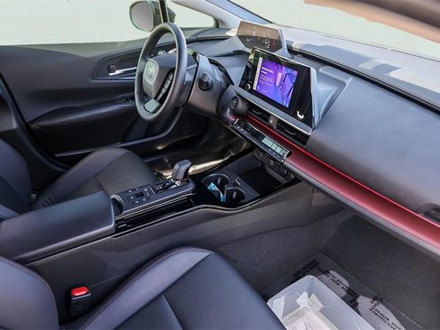 Used 2024 Toyota Prius Prime image 23