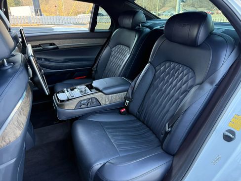 Used 2021 Genesis G90 5.0 Ultimate image 34