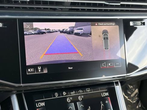 Used 2019 Audi Q8 Premium Plus image 15