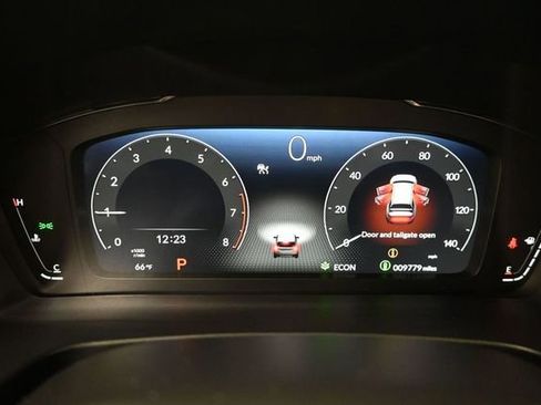 Used 2025 Honda Pilot Black Edition image 11