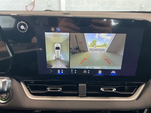 New 2026 Chevrolet Equinox LT w/ Safety and Technology Package image 36