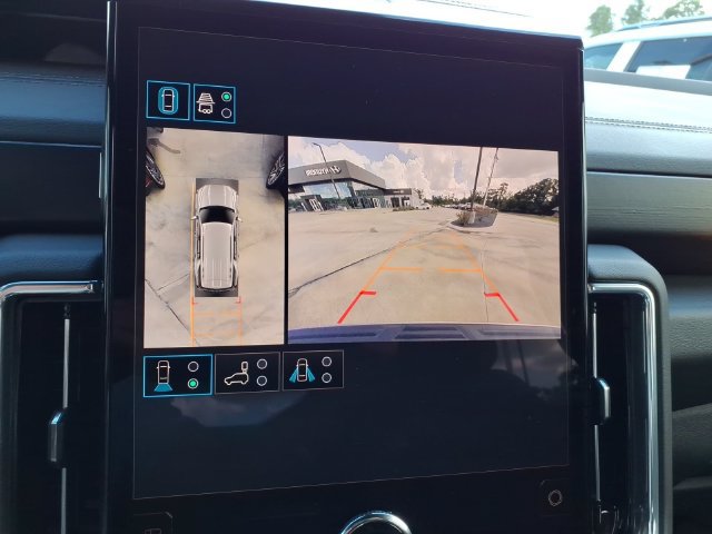 Used 2025 GMC Yukon Denali w/ Sun & Power Step Package AWD/4WD image 32