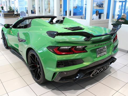 New 2026 Chevrolet Corvette Z06 w/ Z07 Performance Package RWD image 4