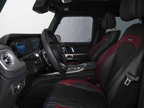 Used 2025 Mercedes-Benz G 63 AMG 4MATIC image 46
