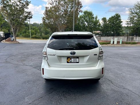 Used 2012 Toyota Prius V Two image 6