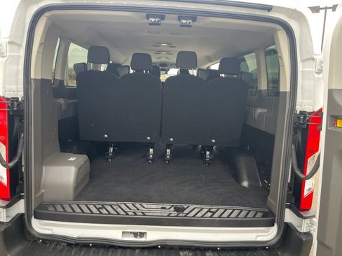 Used 2024 Ford Transit 350 XLT image 17