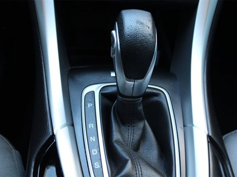 Used 2015 Ford Fusion S image 18