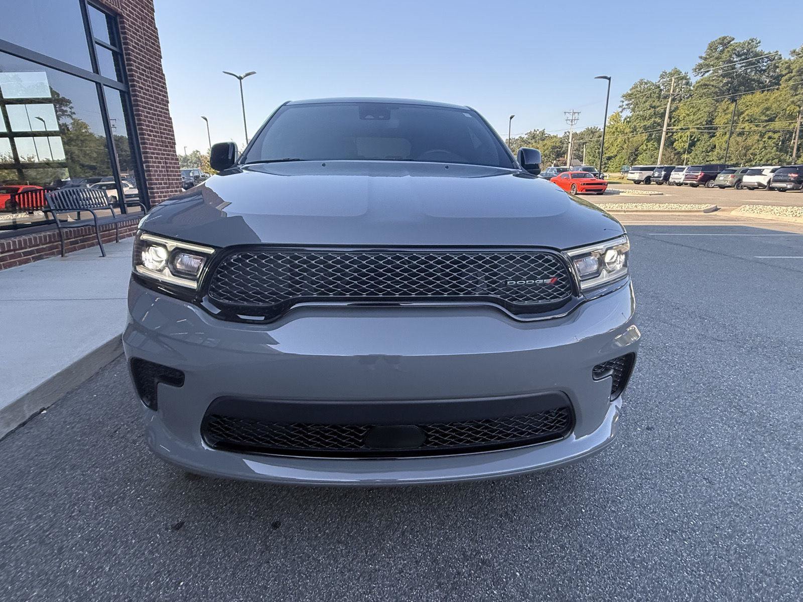Used 2024 Dodge Durango SXT w/ SXT Blacktop Group AWD/4WD image 29