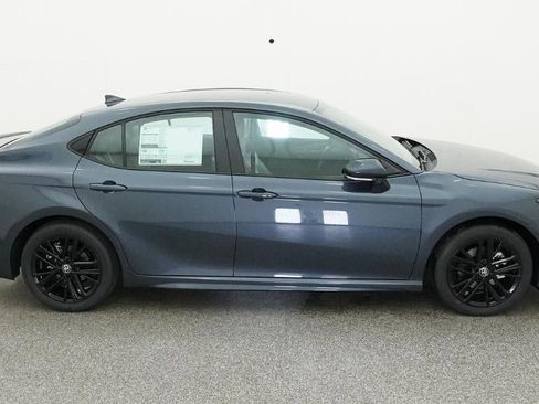 New 2026 Toyota Camry SE image 11