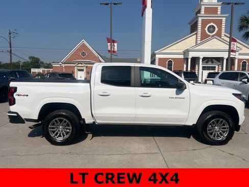 Used 2023 Chevrolet Colorado LT w/ LT Convenience Package image 4