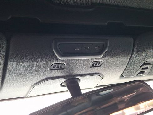 Used 2022 Jeep Wrangler Unlimited Sport AWD/4WD image 27