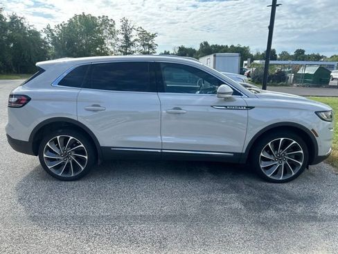 Used 2023 Lincoln Nautilus Reserve w/ Equipment Group 202A AWD/4WD image 2