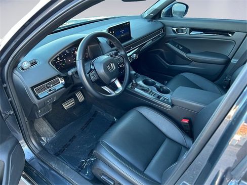 Used 2025 Honda Civic Sport Touring image 9