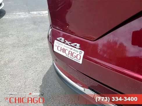 New 2025 Jeep Grand Cherokee Laredo image 7