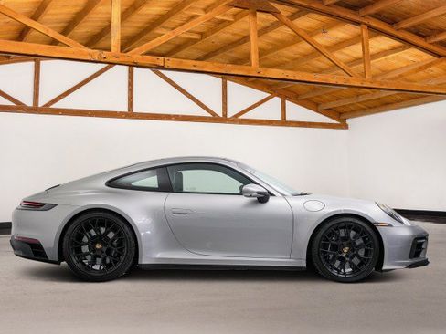 Used 2024 Porsche 911 Carrera 4 GTS image 6