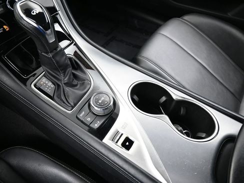 Used 2020 INFINITI Q60 3.0t Luxe image 25