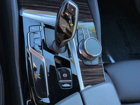 Used 2023 BMW 540i w/ M Sport Package image 26