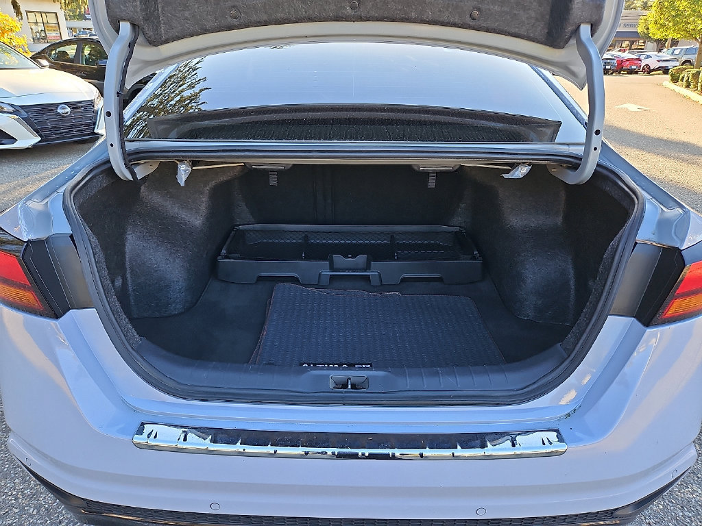 Certified 2023 Nissan Altima 2.0 SR FWD image 32