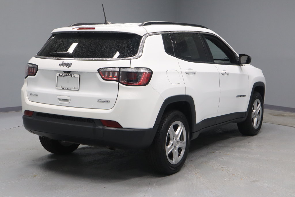 Used 2023 Jeep Compass Latitude AWD/4WD image 8