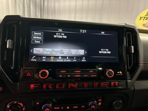 Used 2025 Nissan Frontier PRO-4X w/ Interior Protection Package AWD/4WD image 15