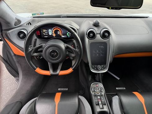 Used 2017 McLaren 570S Coupe image 7