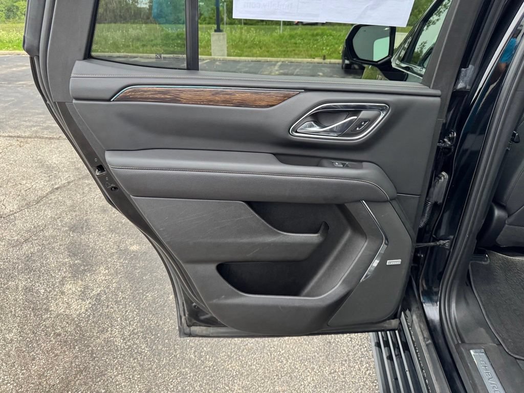 Certified 2023 Chevrolet Tahoe Premier w/ Premium Package AWD/4WD image 21