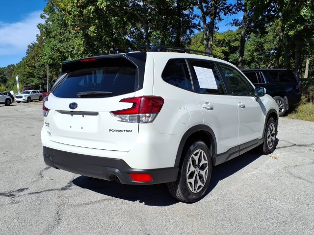 Used 2024 Subaru Forester Premium AWD/4WD image 4
