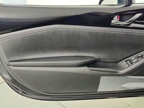 New 2026 MAZDA MX-5 Miata RF Grand Touring RWD image 9