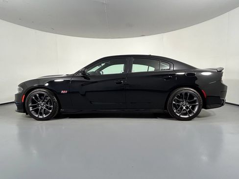 Used 2023 Dodge Charger Scat Pack w/ Plus Group RWD image 4