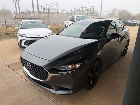 Used 2025 MAZDA MAZDA3 s image 7