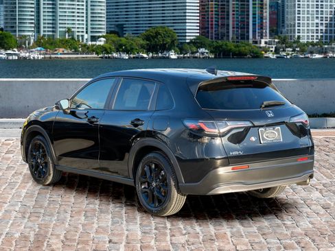 Certified 2024 Honda HR-V Sport image 7
