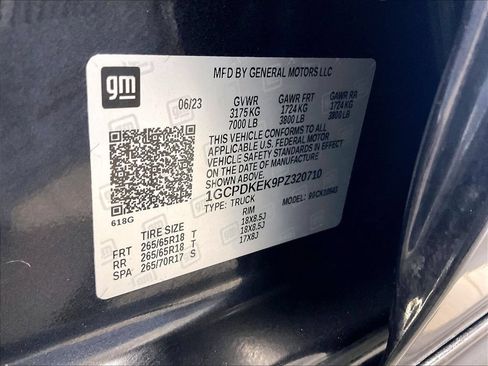 Used 2023 Chevrolet Silverado 1500 LT AWD/4WD image 36