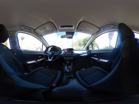 Used 2025 Nissan Versa SV FWD image 41