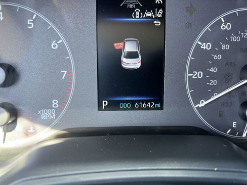 Used 2023 Toyota Corolla LE FWD image 22